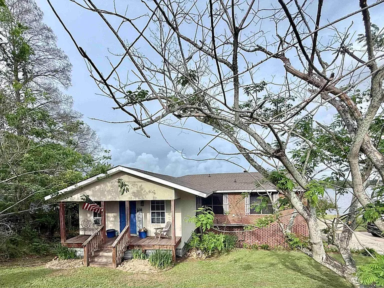 8174 False River Rd — Photo 1