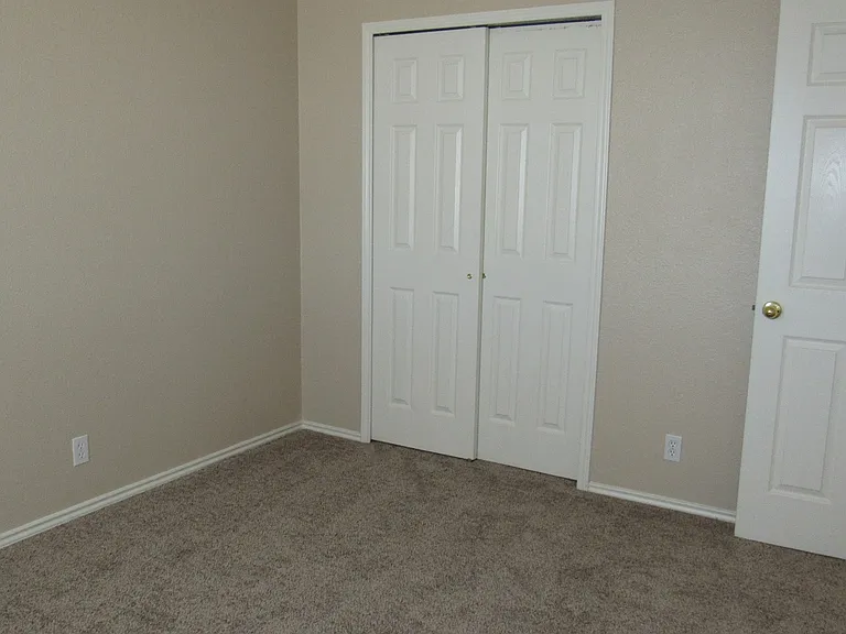 12318 Jamie Dr — Photo 25
