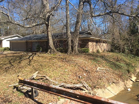 3rd image of 1410 Wooddell Dr