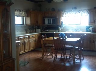 118 W Clemens St, Cuba City, WI 53807
