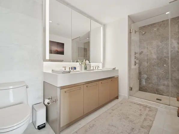 75 Park Lane South image 29 of 45