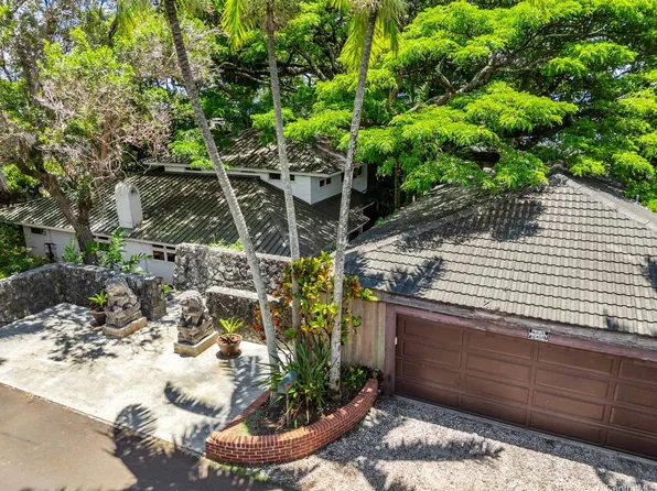 99-24 Lohea Pl, Aiea, HI 96701