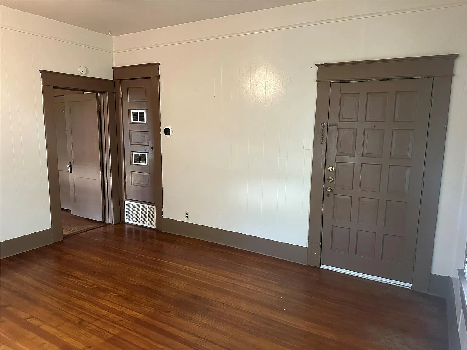 1 bed, 1.0 bath, 782 sqft, $1,200 — Photo 4