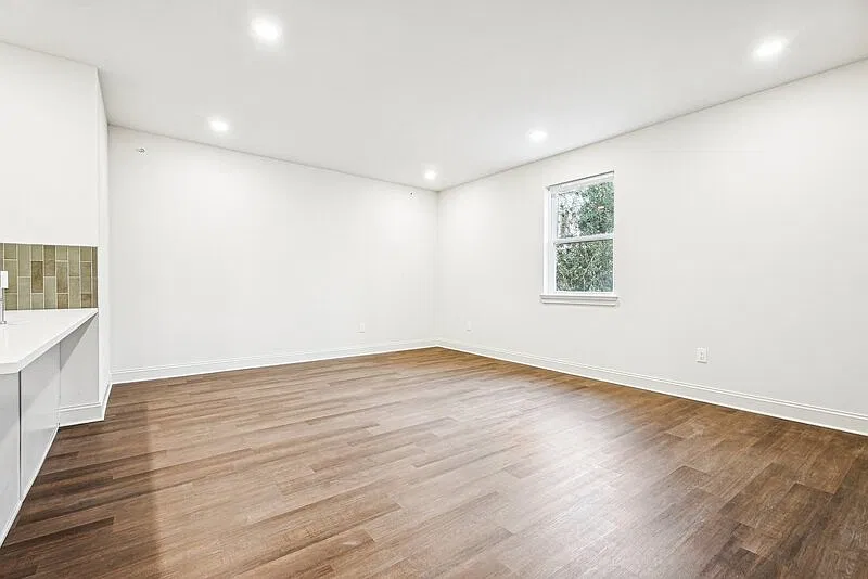 1 bed, 1.0 bath, 670 sqft, $1,750 — Photo 2