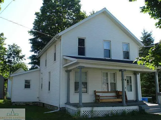 241 S Oliver St photo 1