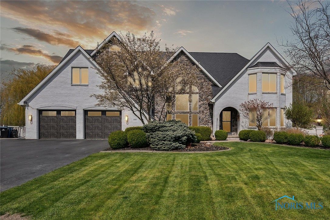 601 Anmarie Ct, Oregon, OH 43616 Zillow