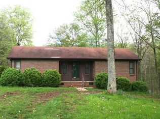 28 Harper Dr, Fayetteville, TN 37334