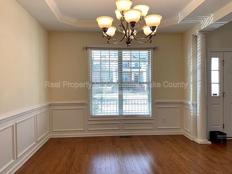 512 Sandy Whispers Pl — Photo 8