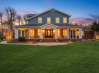 5032 Twin Lakes Dr, Old Hickory, TN 37138