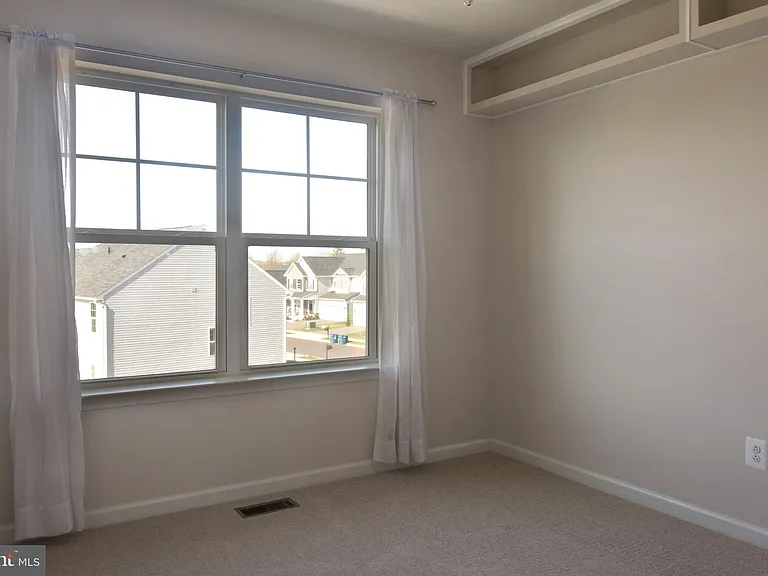 105 Gristmill Ct — Photo 22