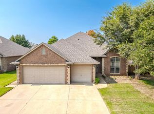 21755 Long Trl, Edmond, OK 73012