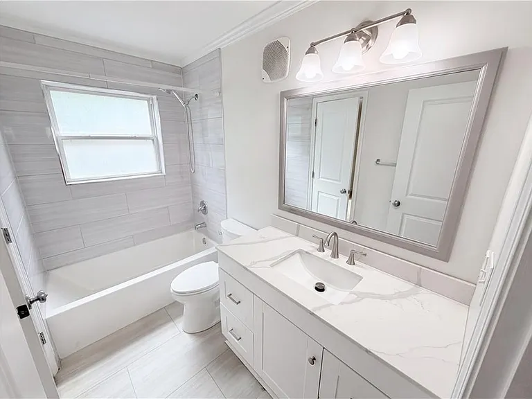 48 Peachtree Ave #200 — Photo 21