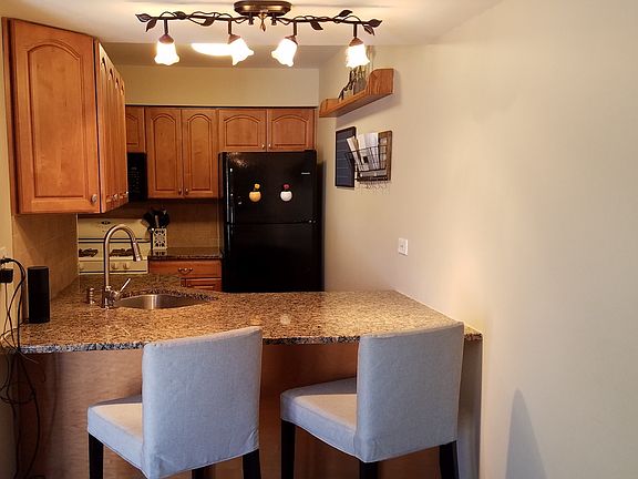 3rd image of 560 Chard Ct
