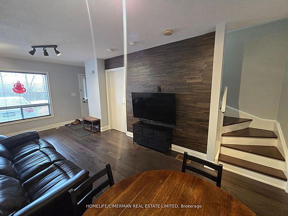 2nd image of 4277 Lawrence Ave E #6