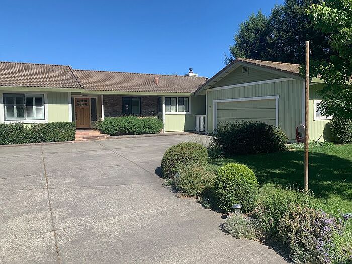 1st image of 6704 Sturtevant Dr