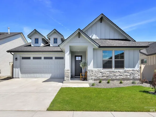 1776 N Black Elm Ln, Star, ID 83669