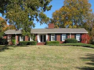 1502 Greenville St, Abbeville, SC 29620