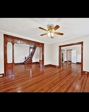 3rd image of 1574 Prospect St
