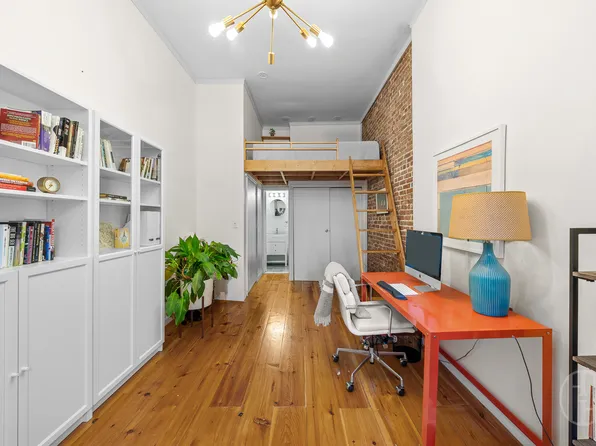 427 Convent Avenue image 6 of 18