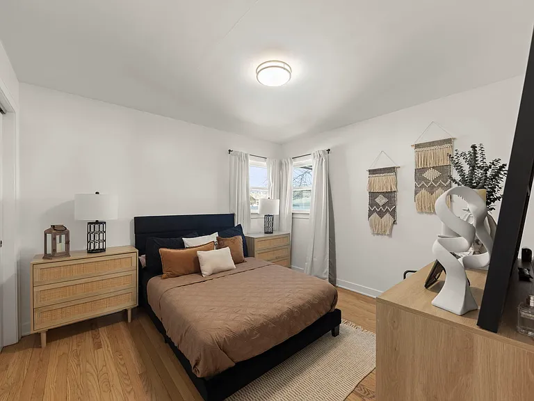 9525 Parkside Ave — Photo 14