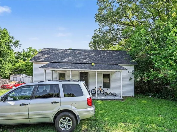 1109 N Park Ave, Burlington, NC 27217