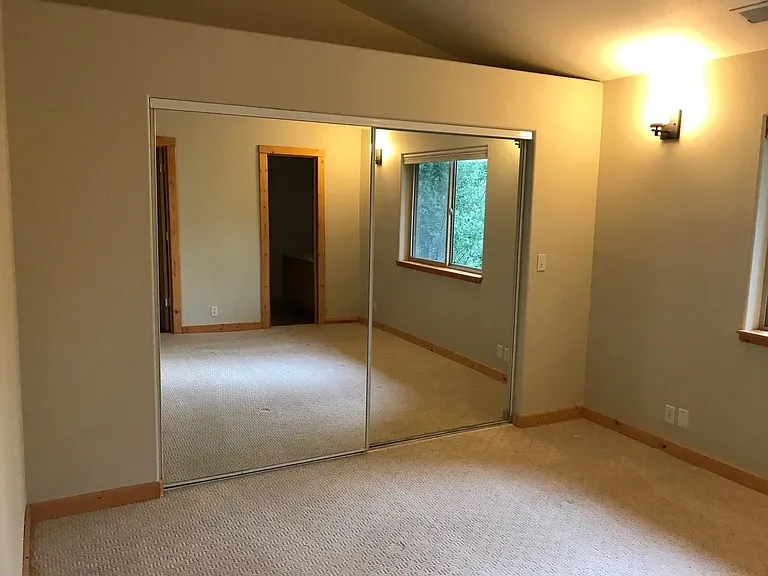 11431 Northwoods Blvd — Photo 5