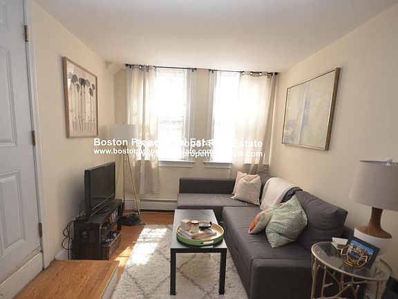 79 Phillips St. #1 Boston - Beacon Hill Unit Photo 2