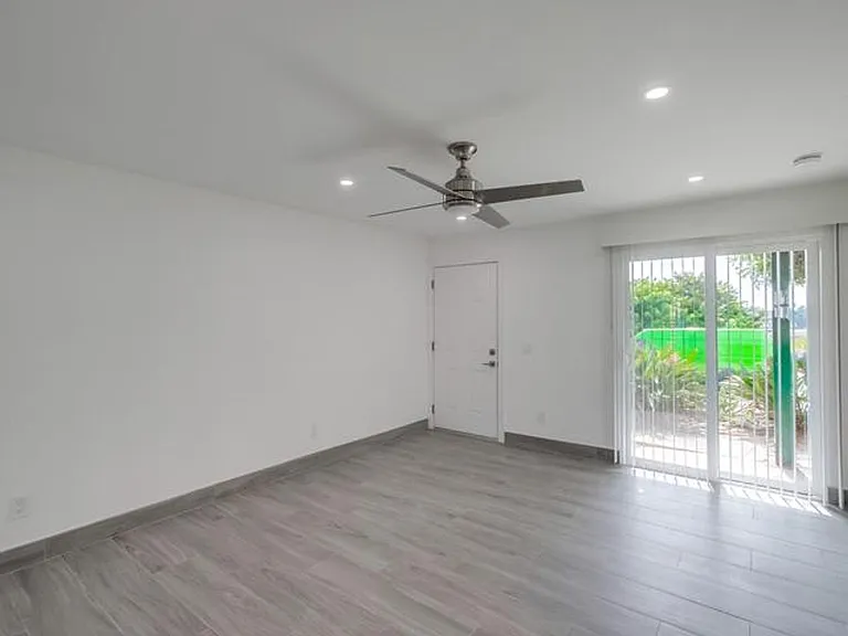 3603 King St #J — Photo 15