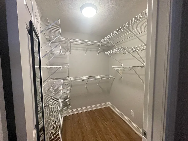 2101 S Josephine St #112 — Photo 6