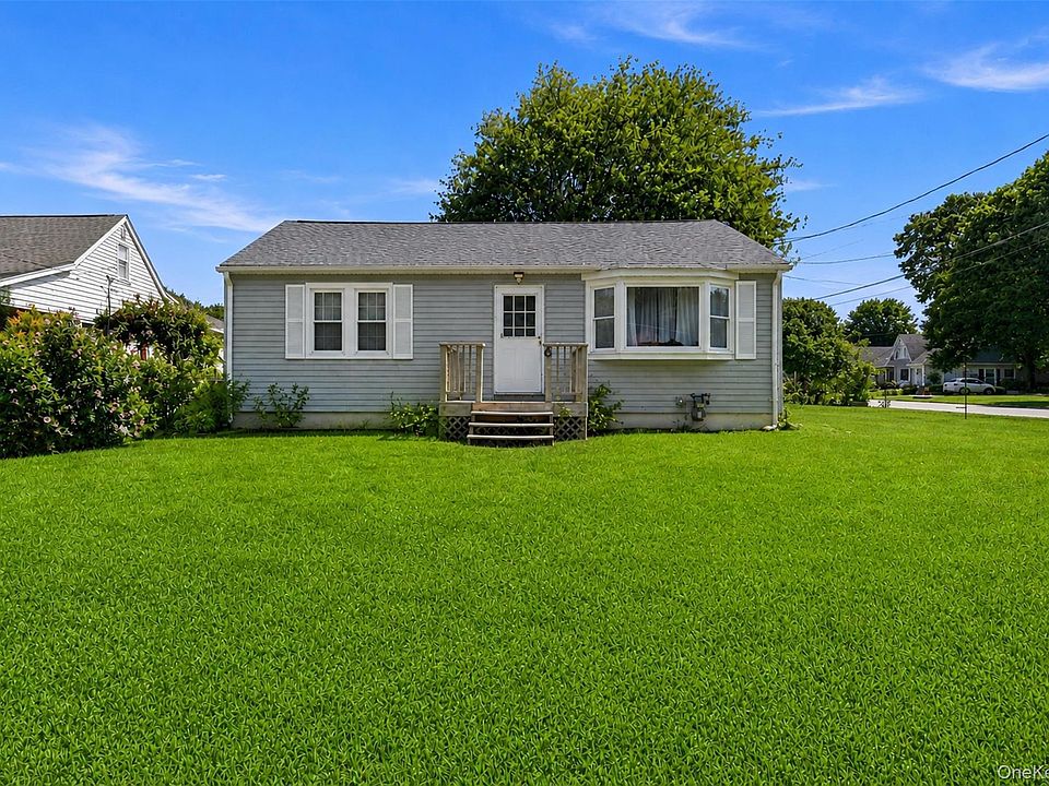 1st image of 6 Hillside Avenue