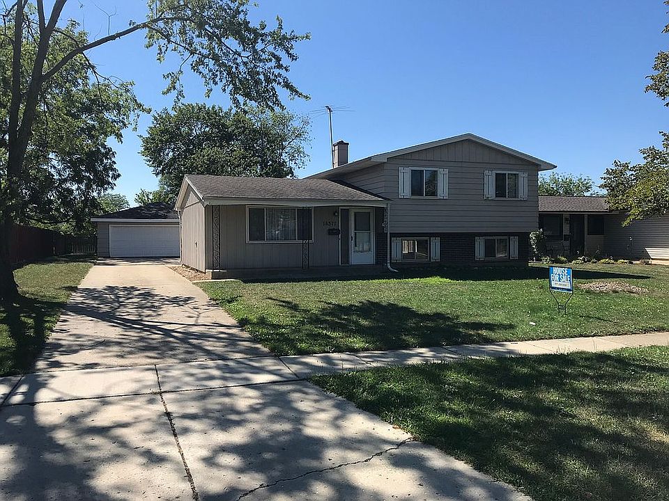 1st image of 18377 W Linda Ln
