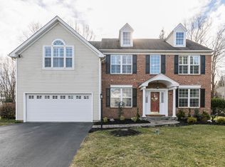 122 Moorehall Dr, Phoenixville, PA 19460