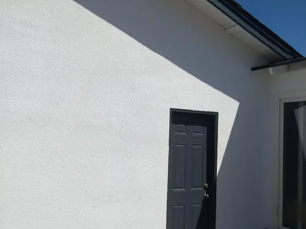 1605 S Spruce St, Tulare, CA 93274