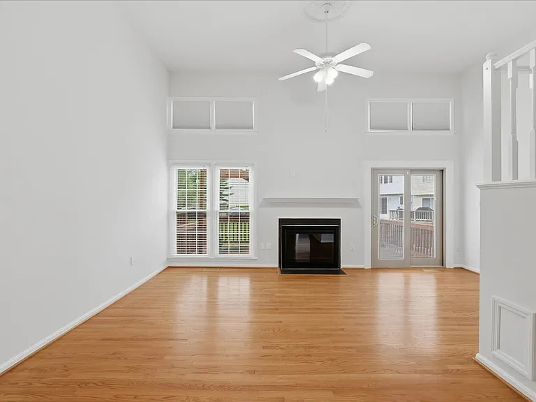 13937 Middle Creek Pl — Photo 5