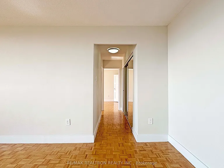 666 Spadina Ave #2503 — Photo 7