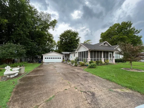 1137 N State St, Batesville, AR 72501