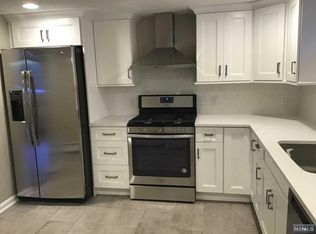 218 Greenmount Ave #2, Cliffside Park, NJ 07010