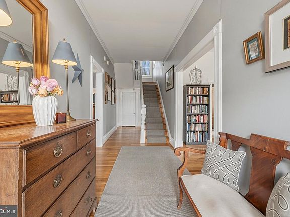 5th image of 6825 Needwood Rd