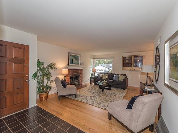 4th image of 2370 Trenton Dr
