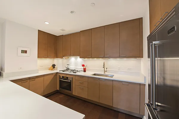 Sold by Nest Seekers International | media 3