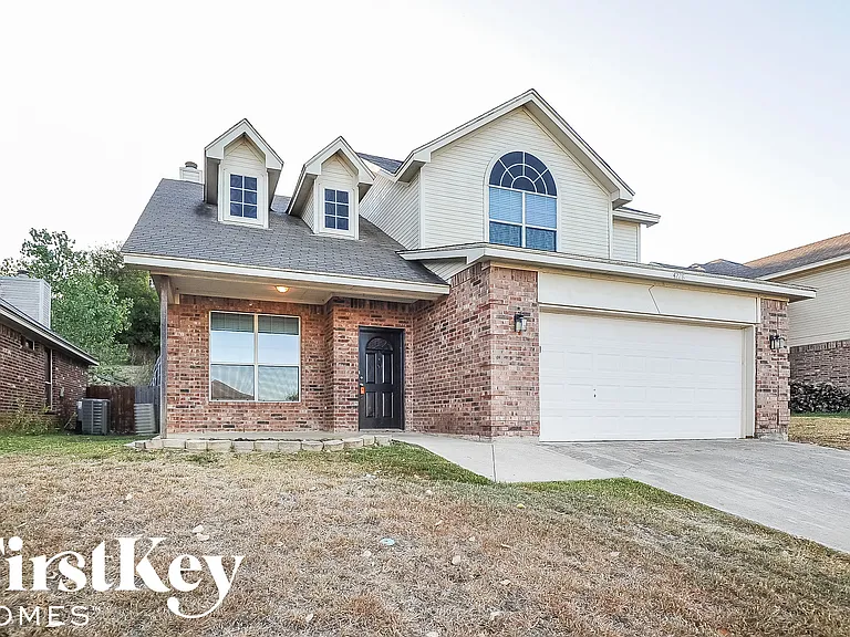 4228 Canyon Trl — Photo 2