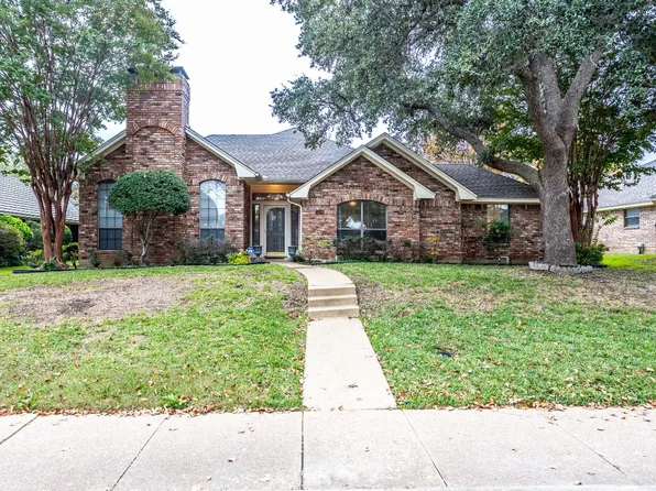 1528 Cobblestone Dr, Desoto, TX 75115
