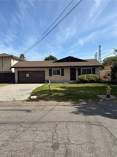 456 W Bennett St Photo 1