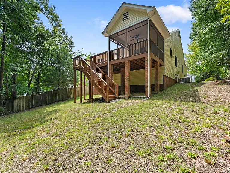 5701 Hereld Green Dr — Photo 33