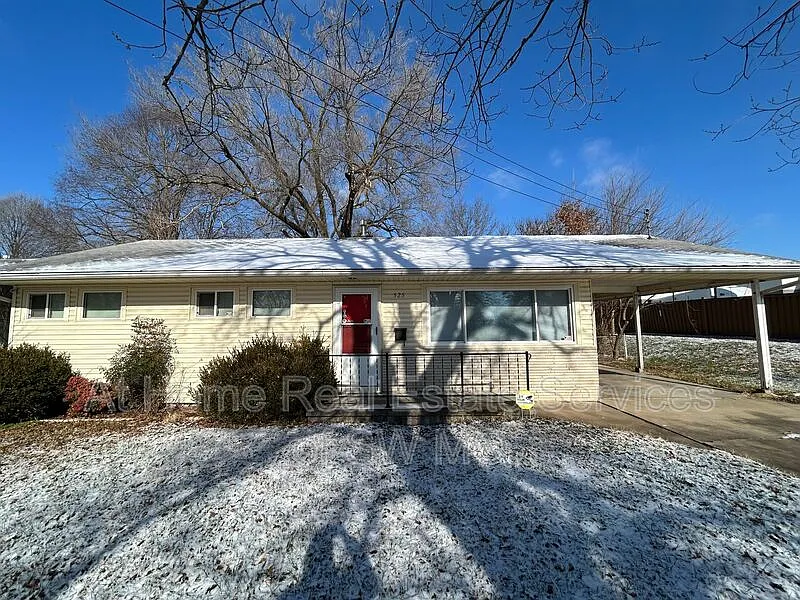 525 W Normal St