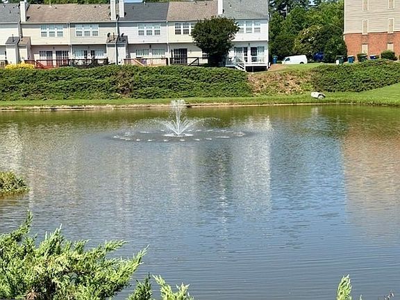 Community Lake with fountain make neighborhood strolls special.