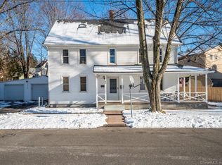 45 Goodwin St, Manchester, CT 06040