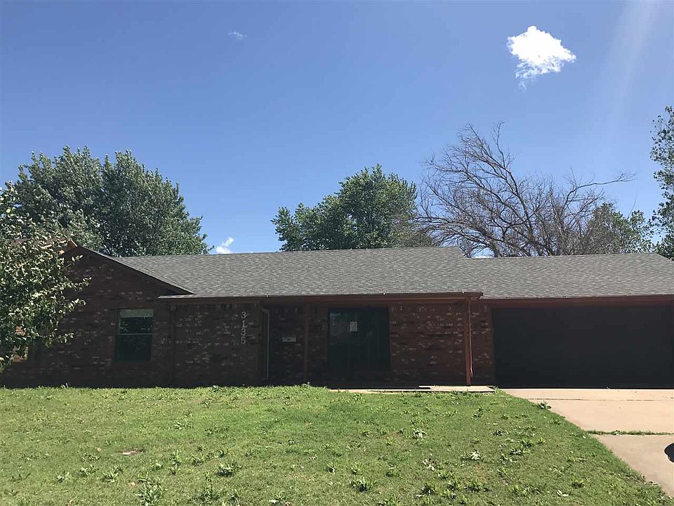 1st image of 3135 Highland Dr