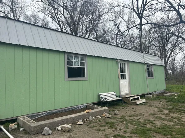 181 Erie Road, Goodman, MO 64843