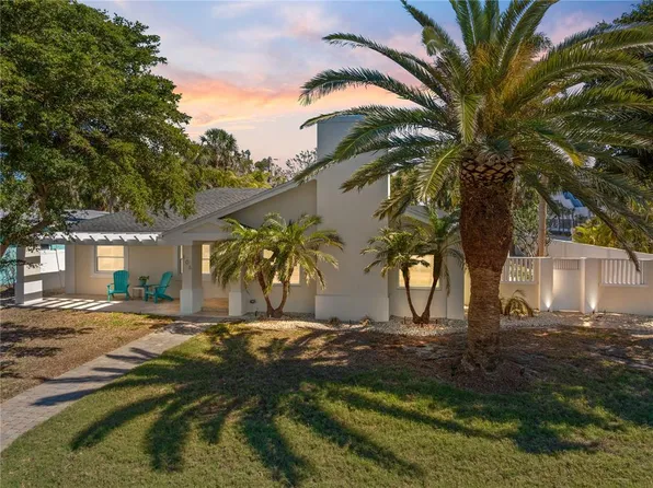 106 N Boulevard Of The Presidents, Sarasota, FL 34236